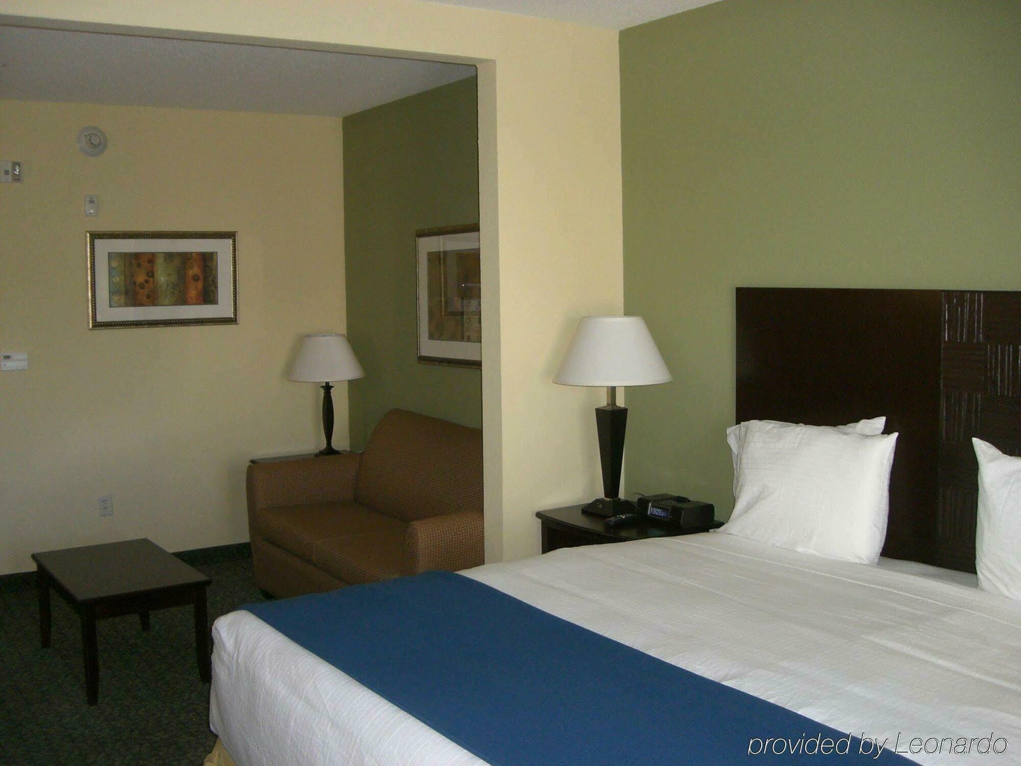 Holiday Inn Express & Suites Covington, An Ihg Hotel Zimmer foto