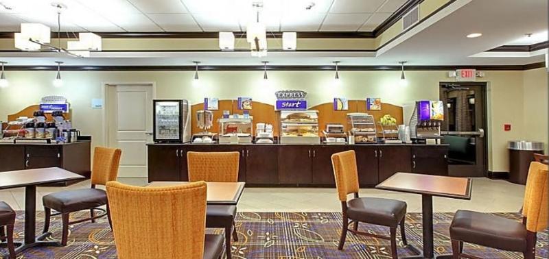 Holiday Inn Express & Suites Covington By Ihg Exterior foto